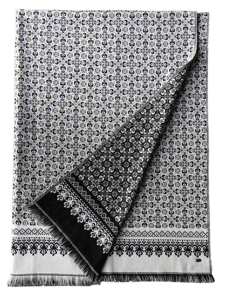 Ból ullarteppi, hvítt / svart